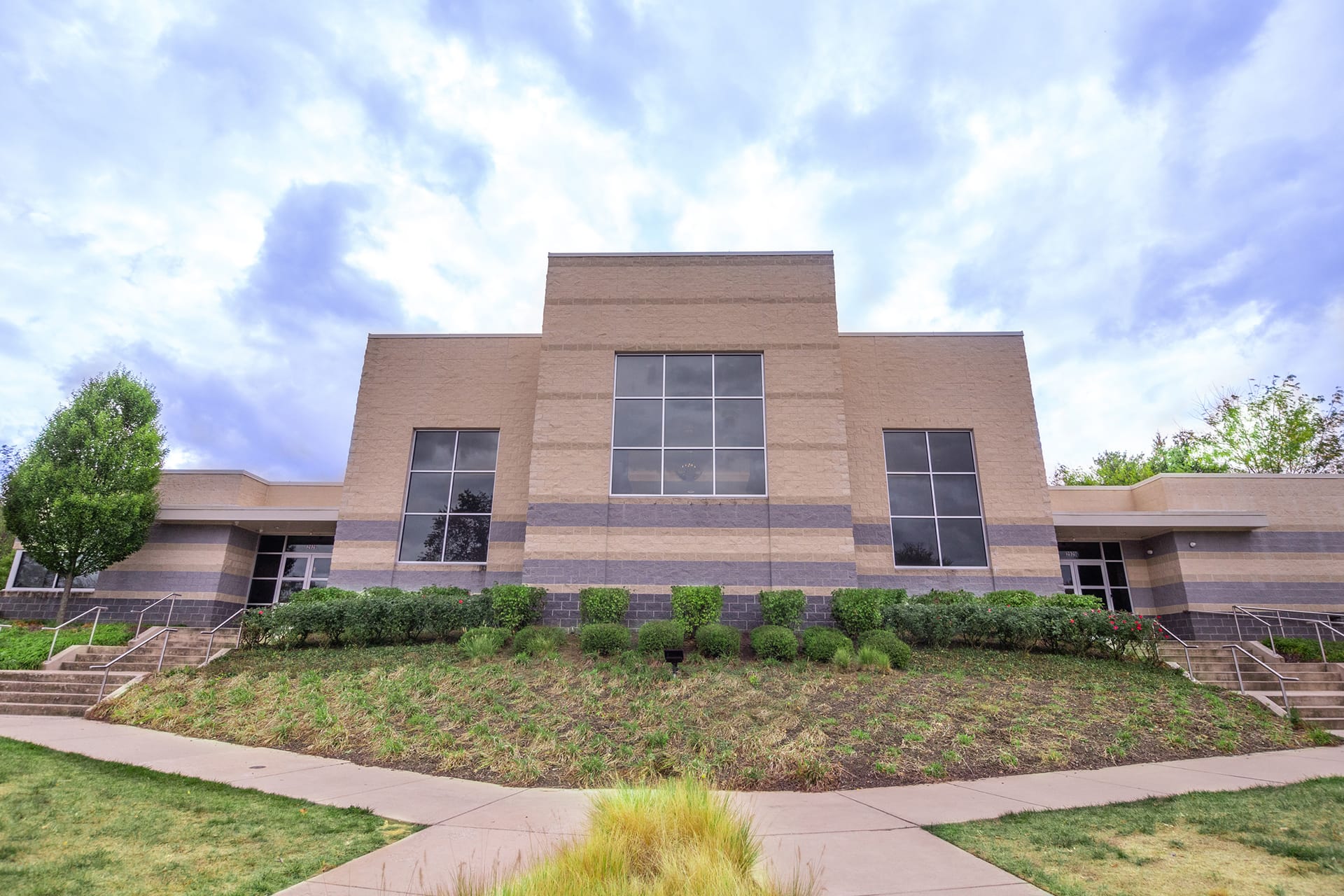 Kol Torah Exterior architecture